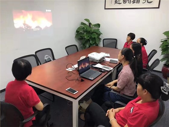 天強(qiáng)保潔-保潔主管開會